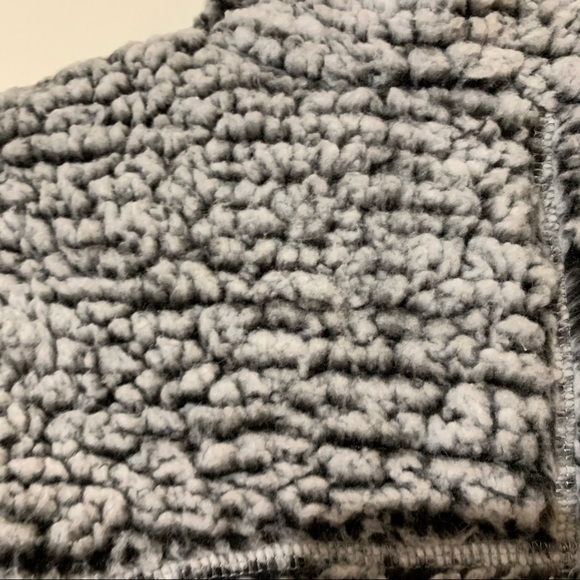 Thread & Supply Wubby Sherpa Quarter 1/4 Zip - Picture 8 of 9